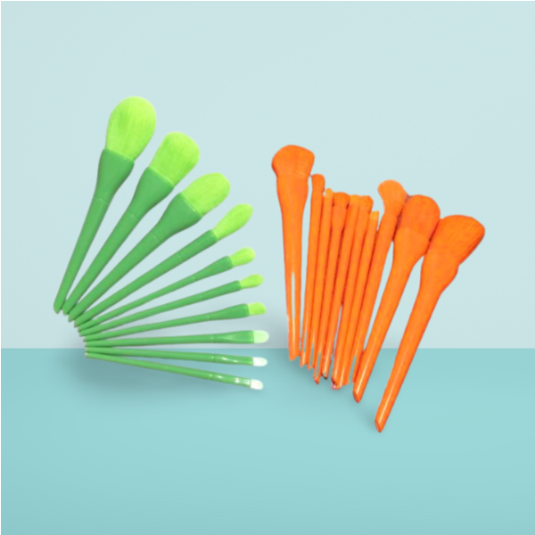 10 Pcs Professional Makeup Brush Set – Face, Eyes & Lips | Concealer, Blush, Eyeshadow, Highlighter | Orange & Green Colors