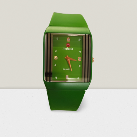 Stylish Waterproof Rubber Strap Watch – Sporty &amp; Durable Design Water Proof